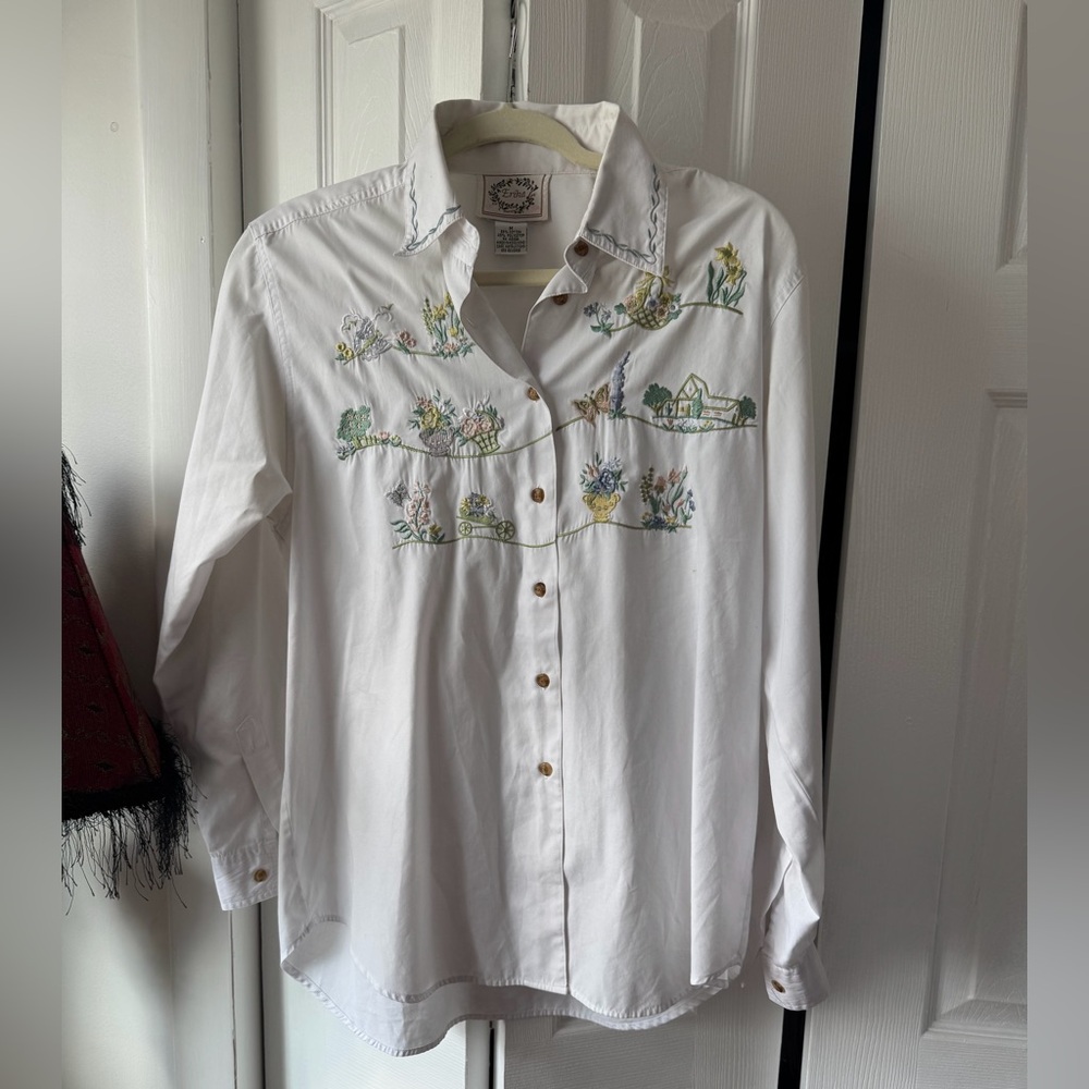 Erika White Button-Down Shirt with Pastel Floral and Cottage Embroidery
